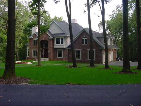 EXTERIOR PHOTO