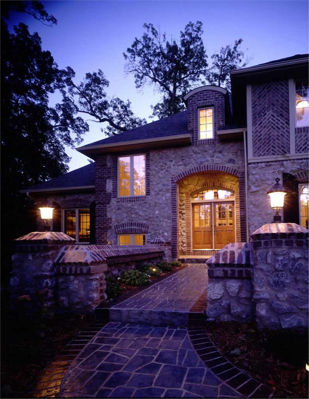 EXTERIOR PHOTO