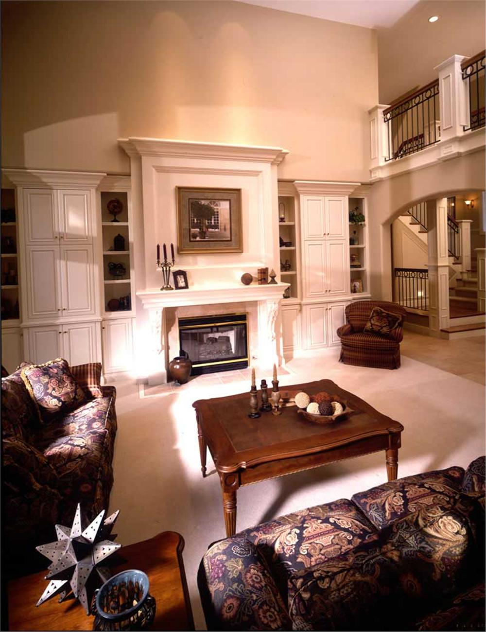 INTERIOR PHOTO