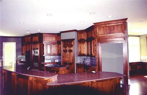 INTERIOR PHOTO