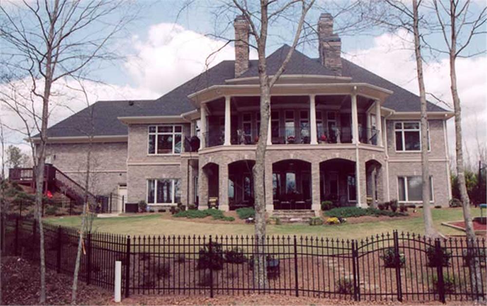EXTERIOR PHOTO