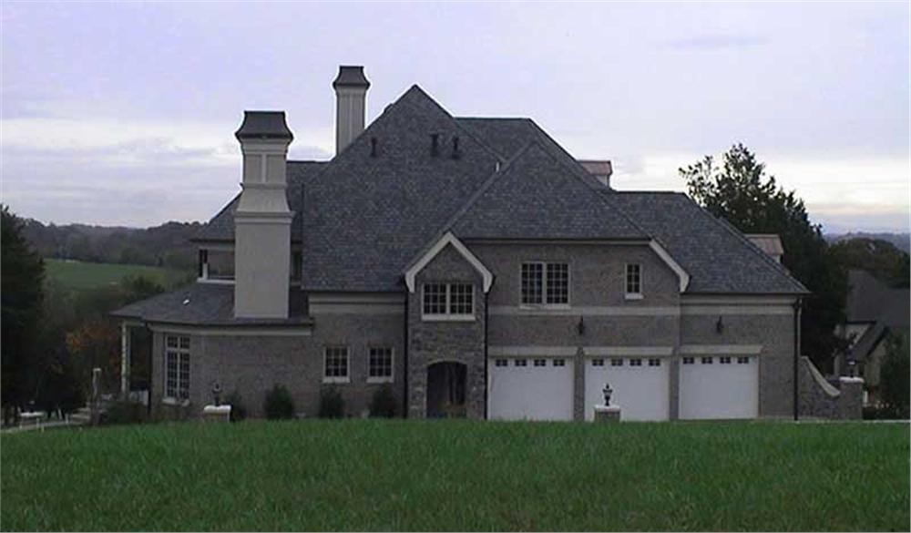 EXTERIOR PHOTO