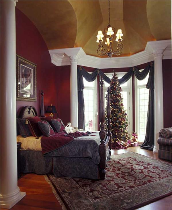 INTERIOR PHOTO