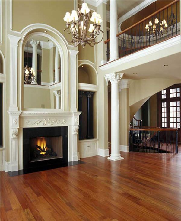 INTERIOR PHOTO