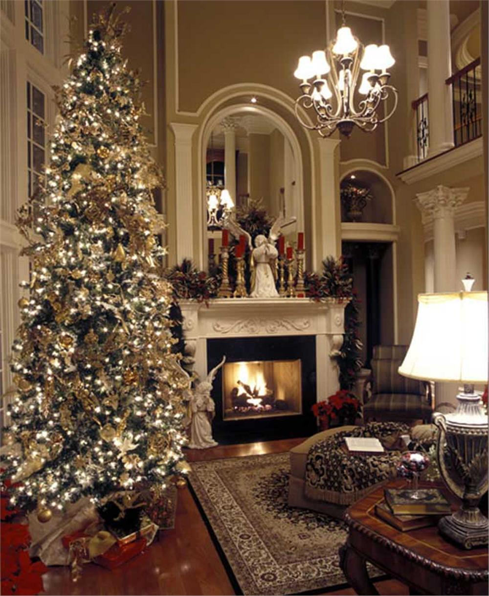 INTERIOR PHOTO
