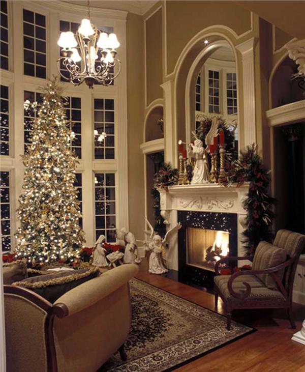 INTERIOR PHOTO