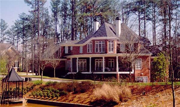 EXTERIOR PHOTO
