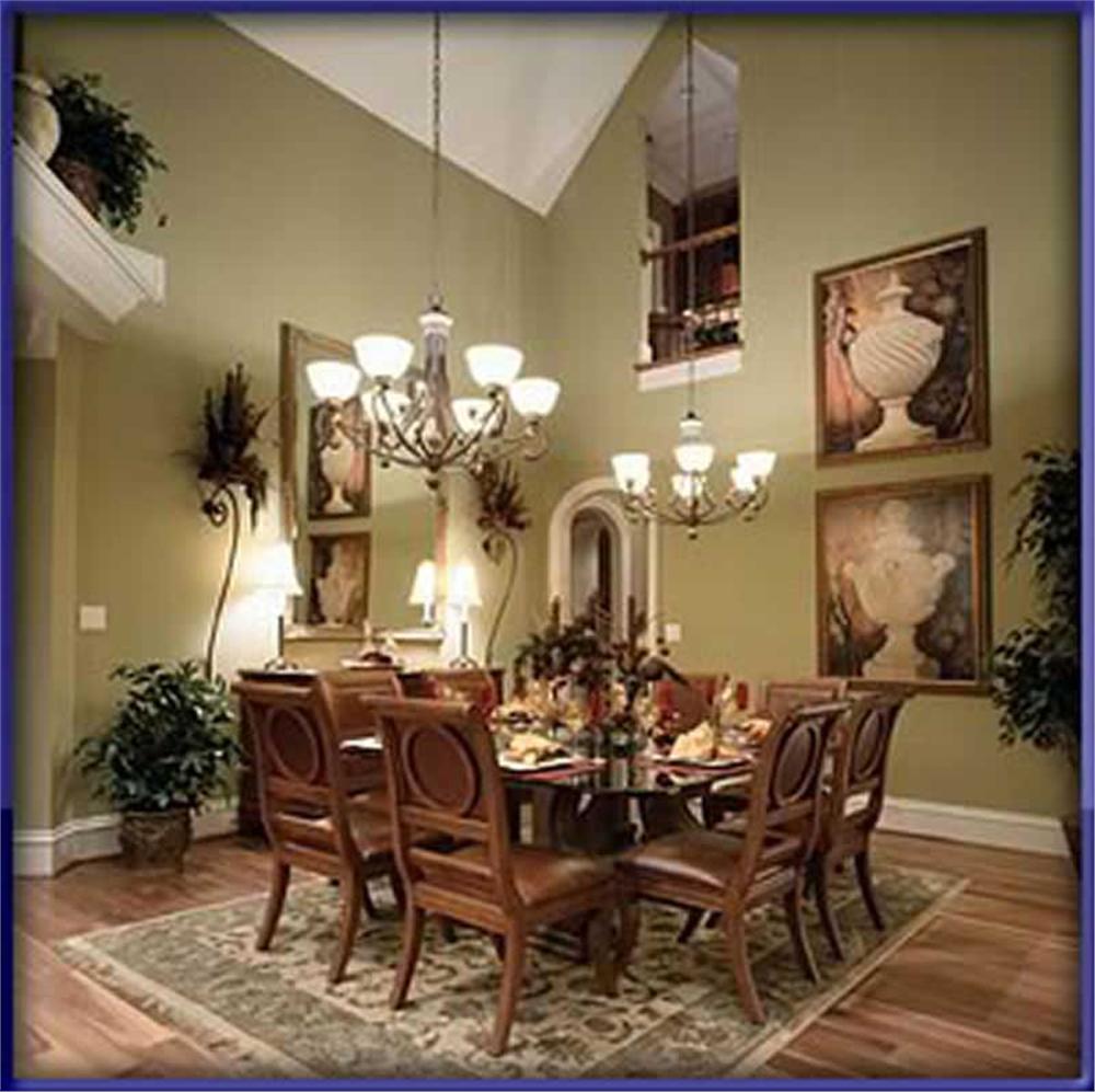 INTERIOR PHOTO