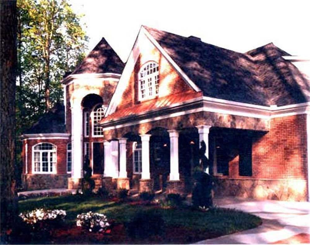 EXTERIOR PHOTO