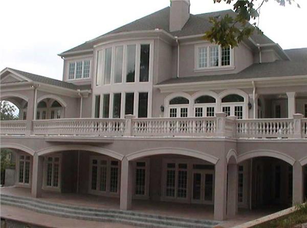 EXTERIOR PHOTO