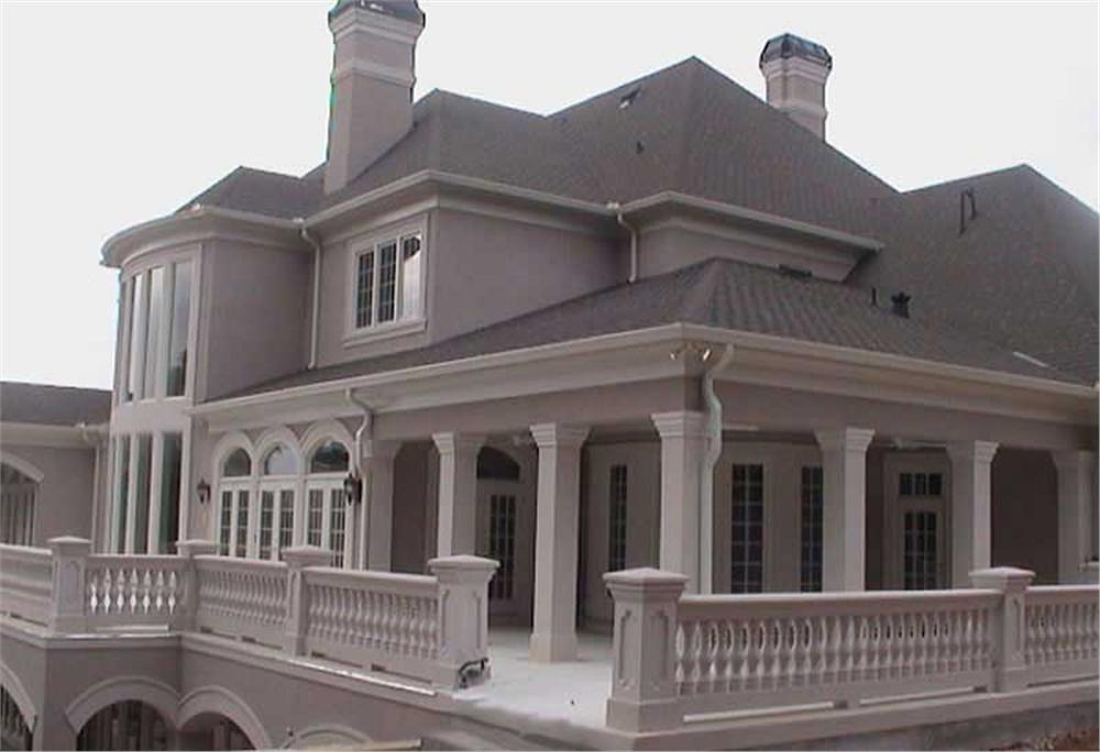 EXTERIOR PHOTO