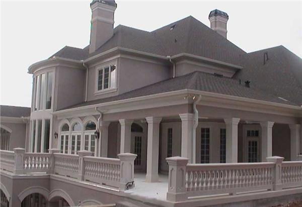 EXTERIOR PHOTO
