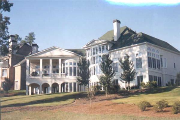 EXTERIOR PHOTO