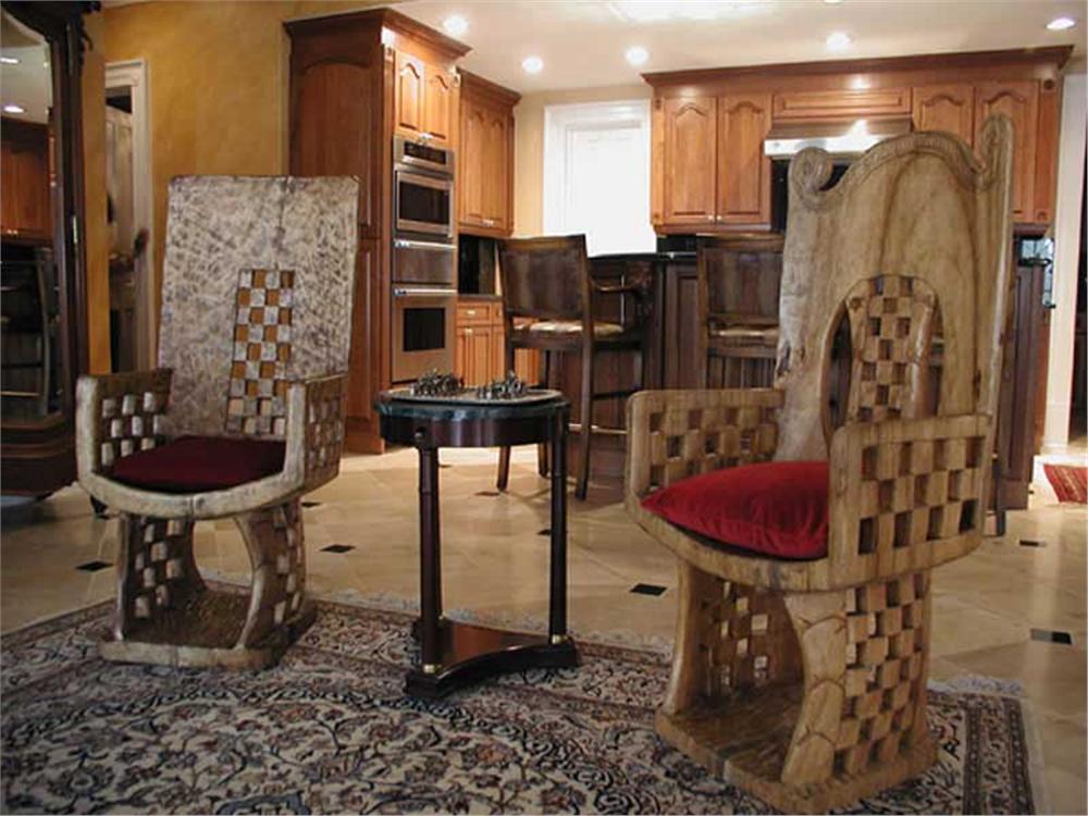 INTERIOR PHOTO
