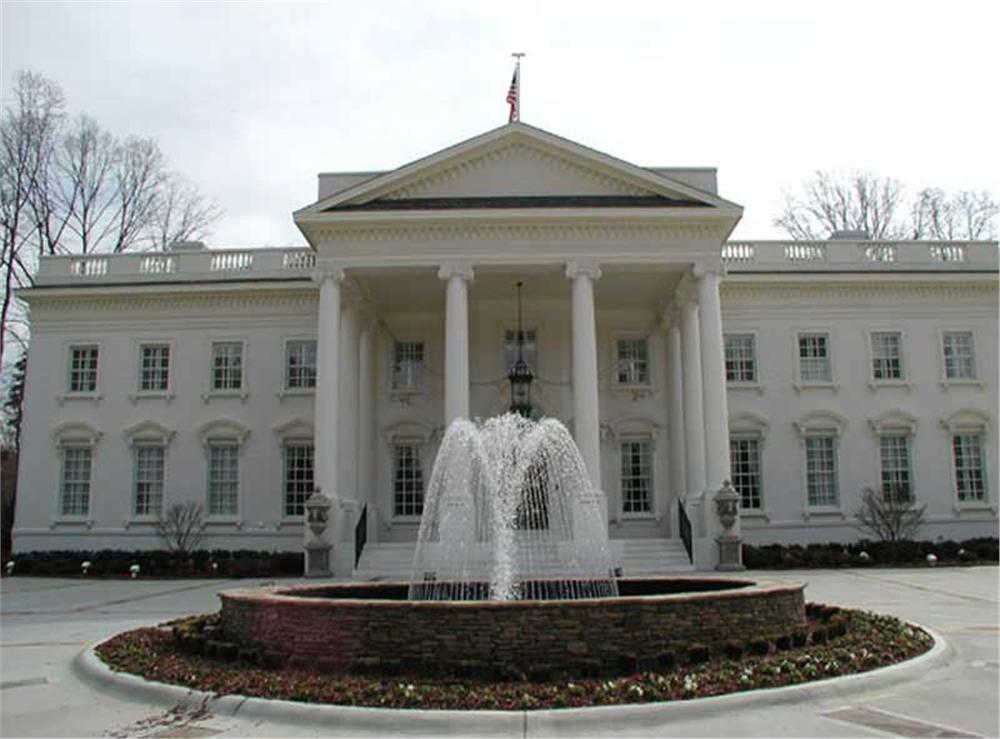 EXTERIOR PHOTO