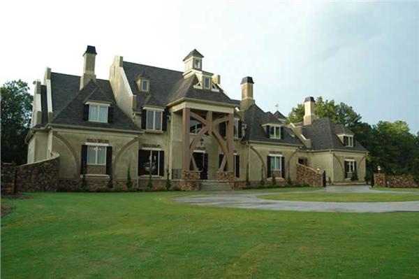 EXTERIOR PHOTO