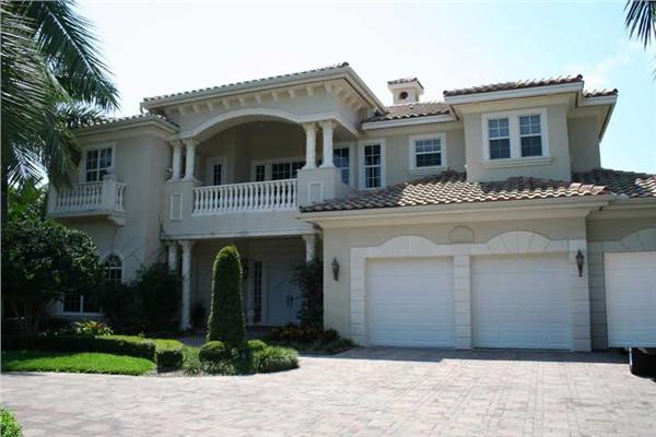 Main image for luxury house plan # 18883
