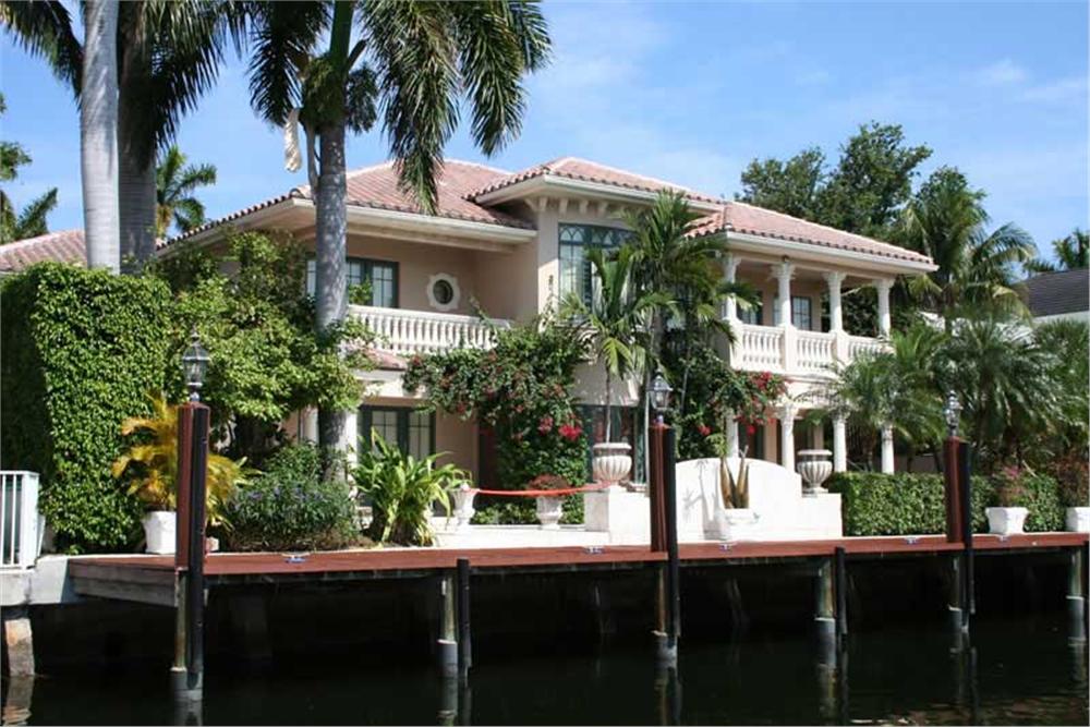 This image shows the water view of the house plan.