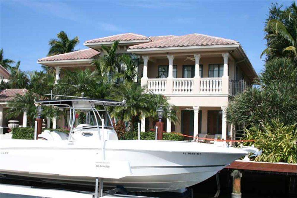 This image shows the water view of the house plan.