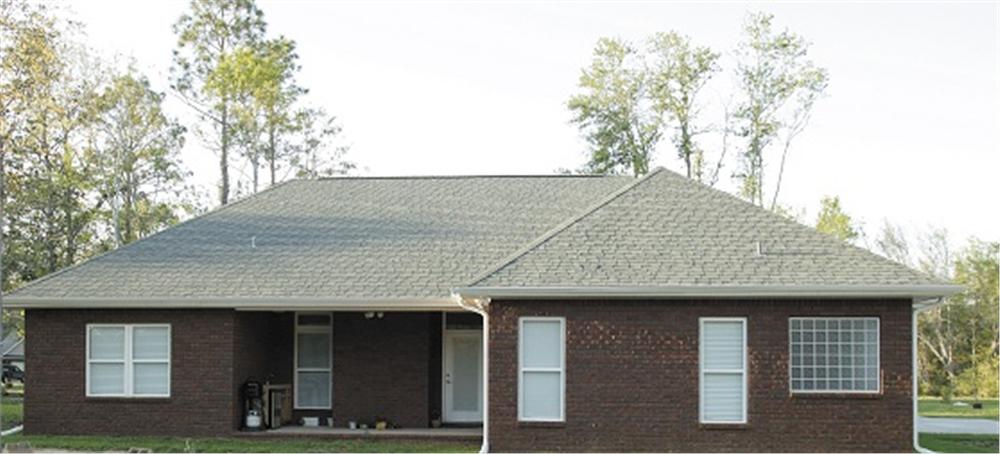 109-1086 house plan rear elevation