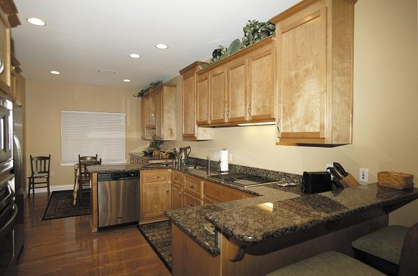 109-1086 house plan kitchen