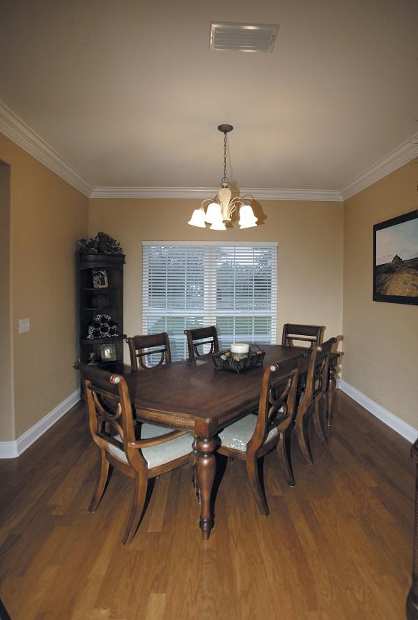 109-1086 home plan dining room