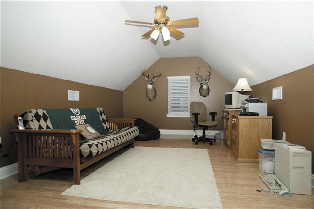 109-1086 bonus room