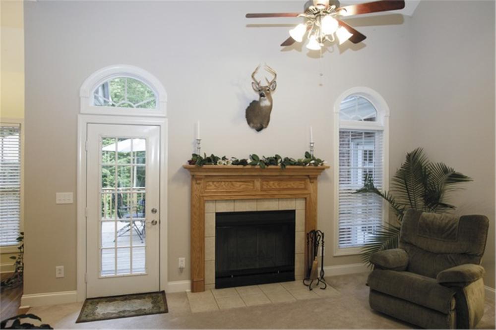 109-1174 house plan family room