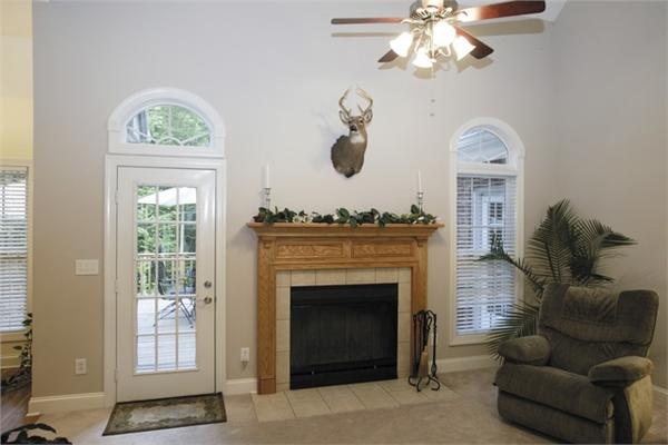 109-1174 house plan family room