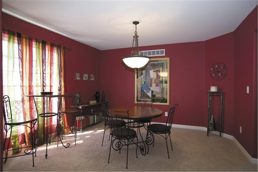 109-1192 house plan dining room