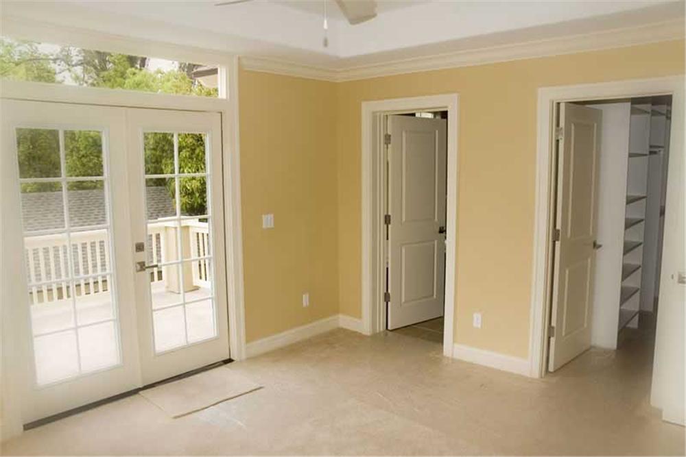 House Plan DT-0038 Interior Photograph