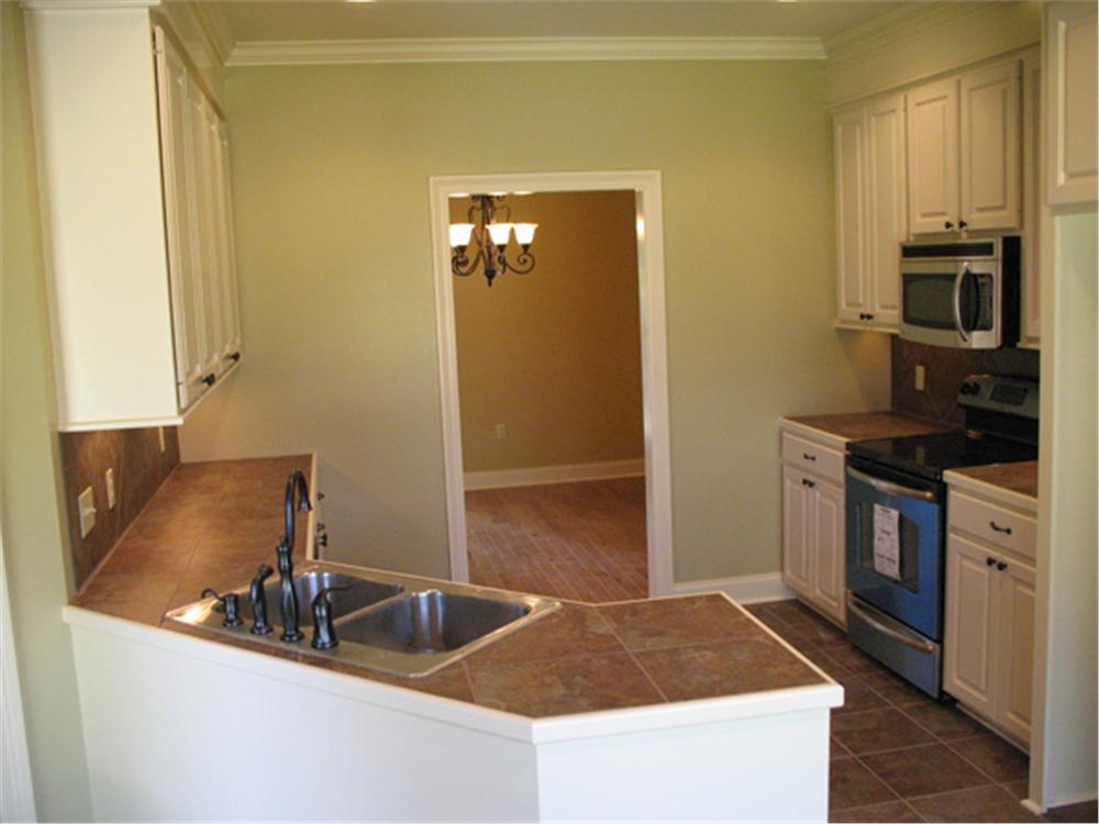 141-1237 house plan kitchen photo