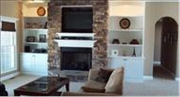 153-1417 house plan great room