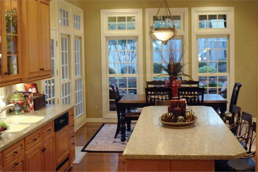 Nook & Kitchen