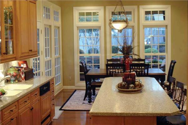 Nook & Kitchen