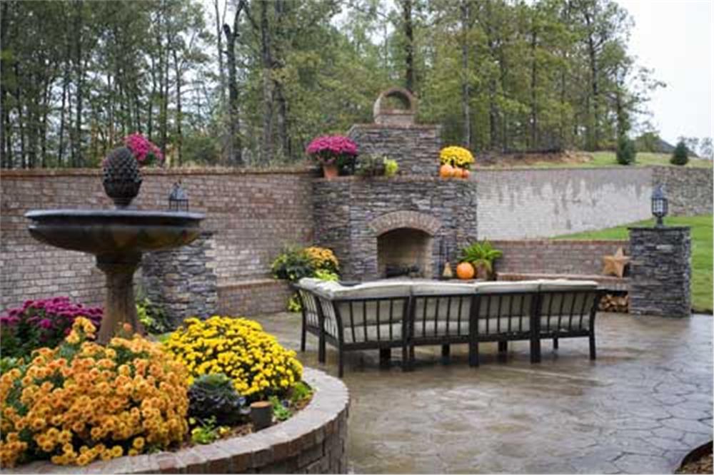 Home Exterior Photograph