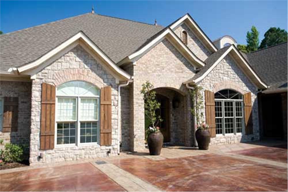 Home Exterior Photograph