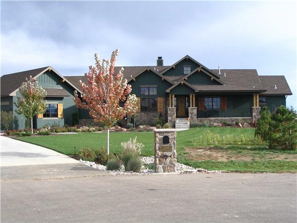 This is a colored photo of these great Craftsman Houseplans.