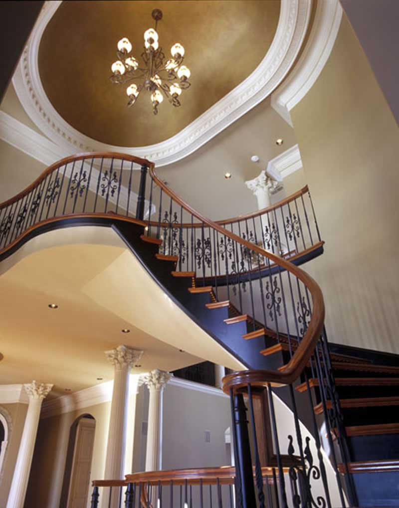 Entry Hall: Foyer