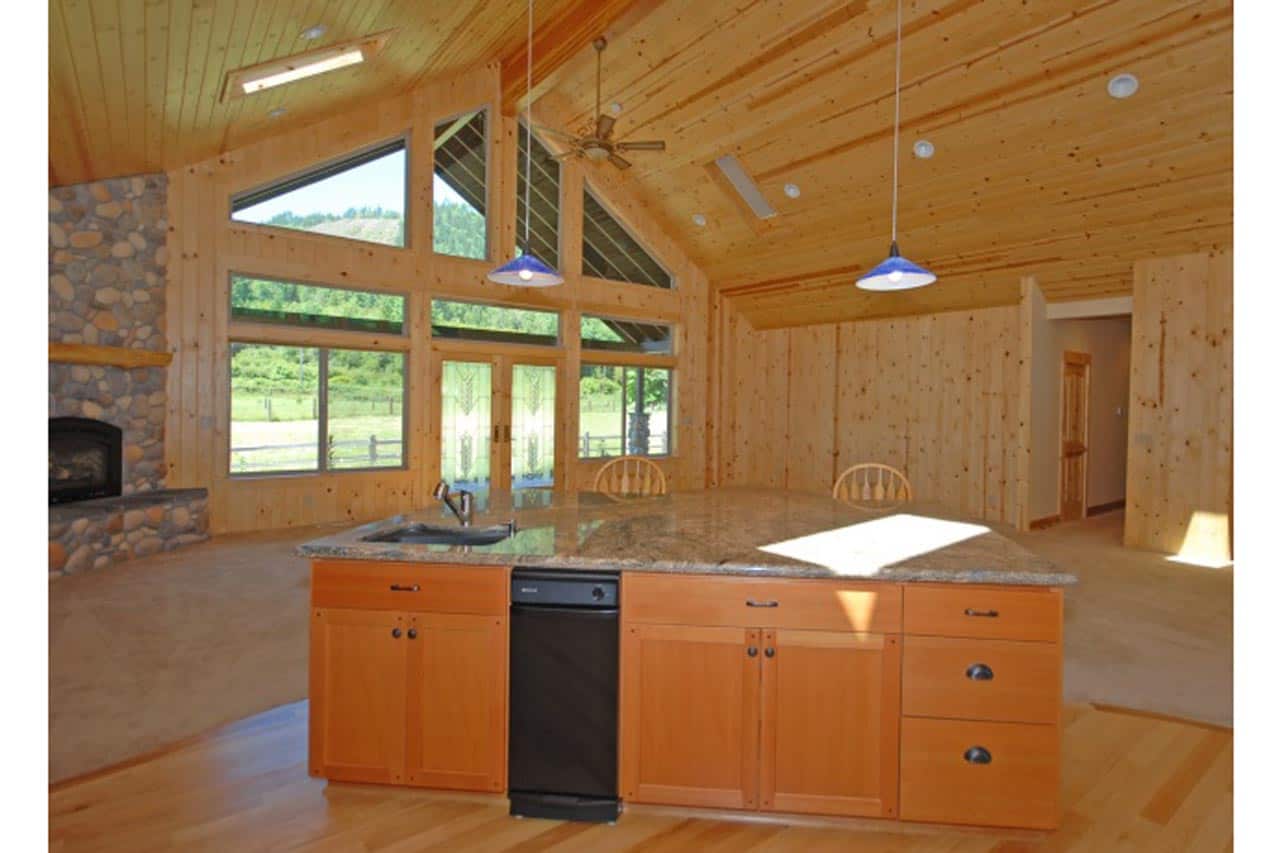 Kitchen: Kitchen Island