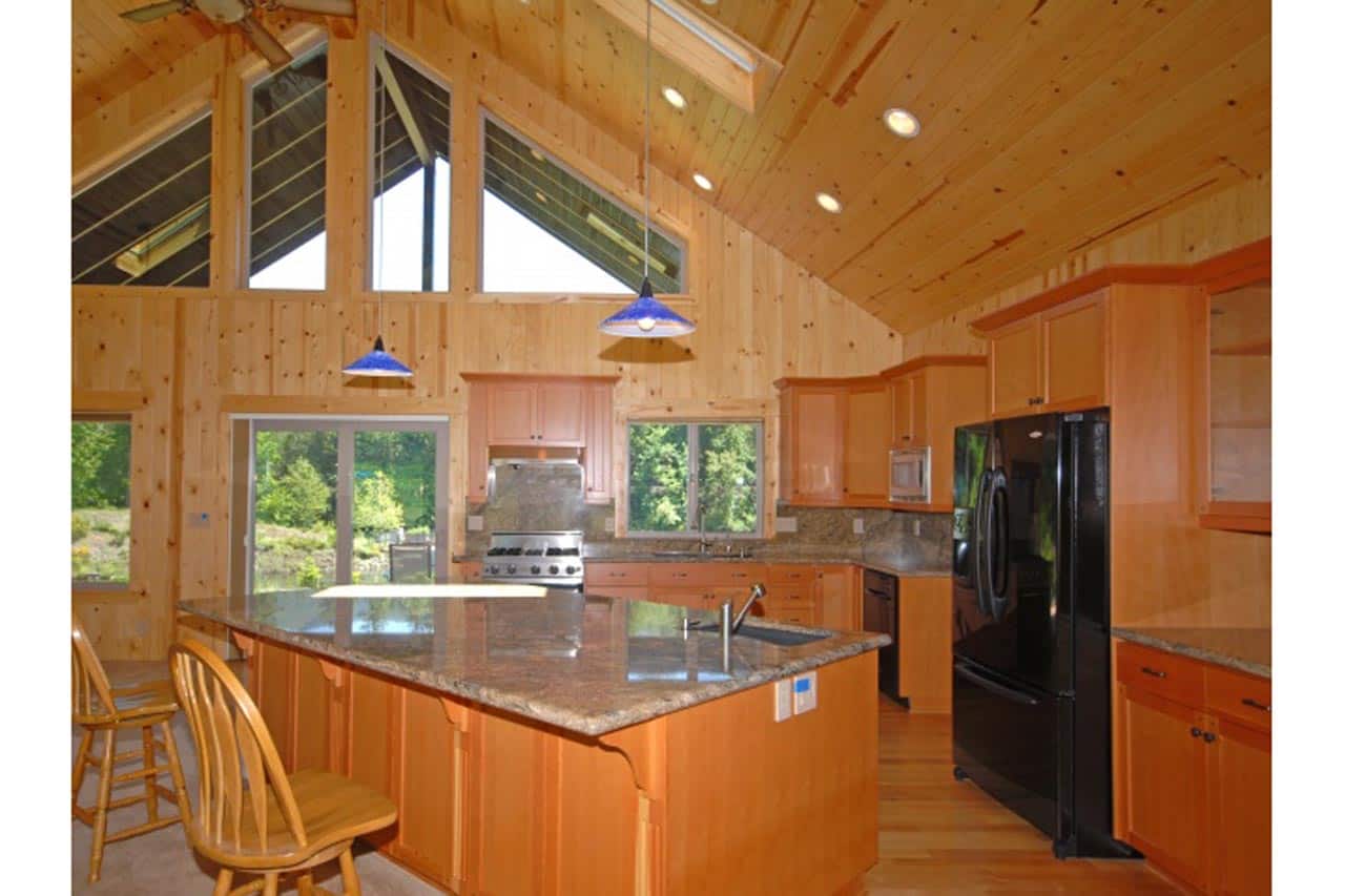 Kitchen: Kitchen Island