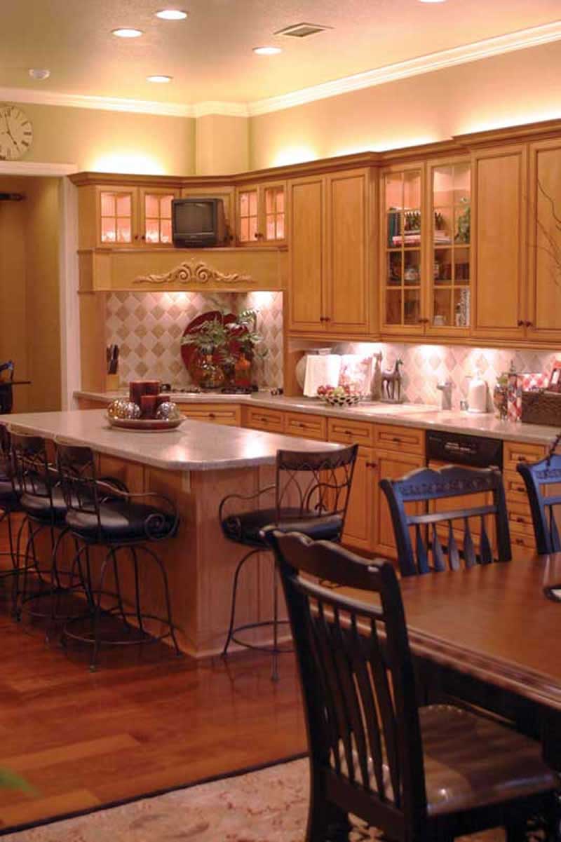Nook & Kitchen