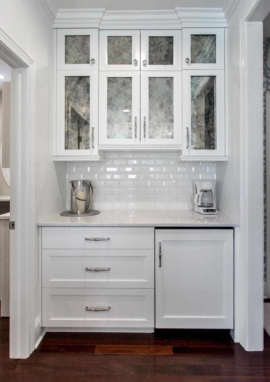 Wet Bar of this 4-Bedroom,4908 Sq Ft Plan -101-2040