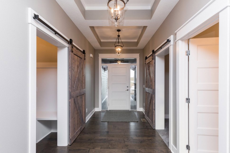 Entry Hall of this 5-Bedroom,3304 Sq Ft Plan -101-2043