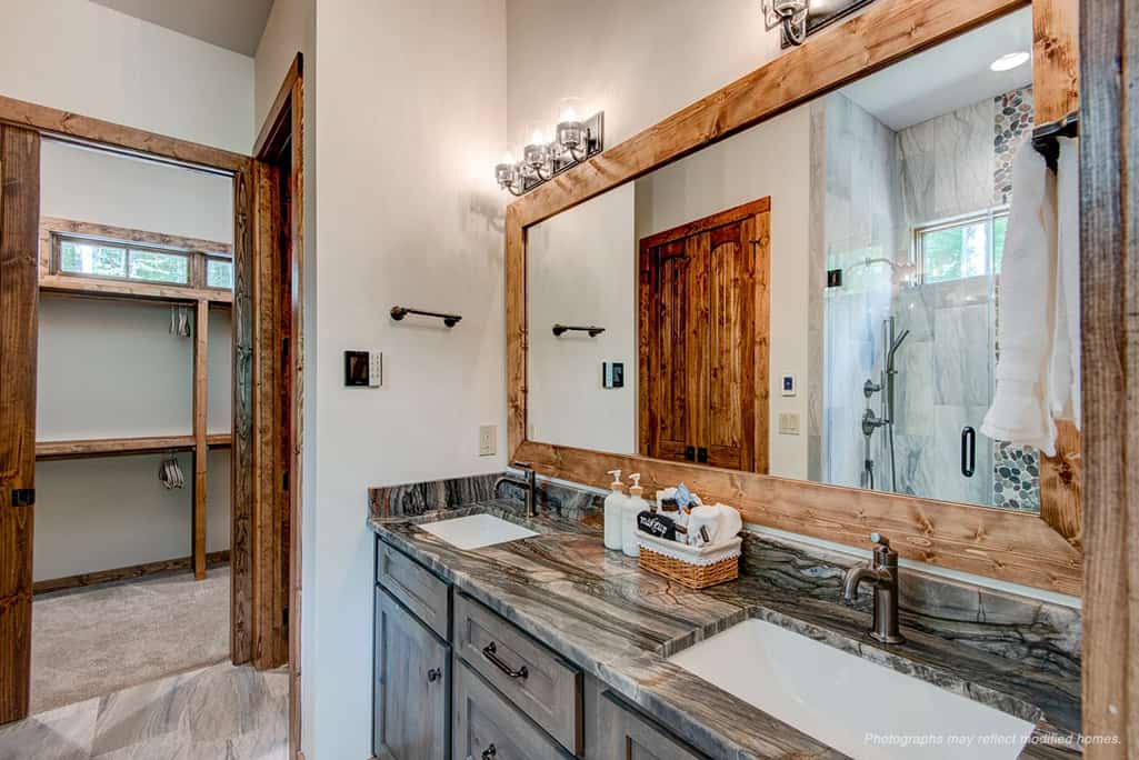 Bathroom of this 3-Bedroom,2017 Sq Ft Plan -106-1348