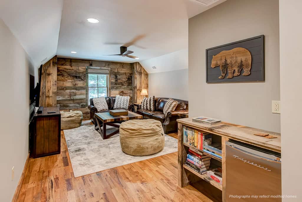 Home Interior Photograph of this 3-Bedroom,2017 Sq Ft Plan -106-1348