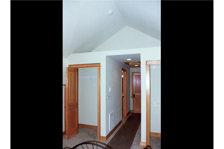 115-1392: Home Interior Photograph