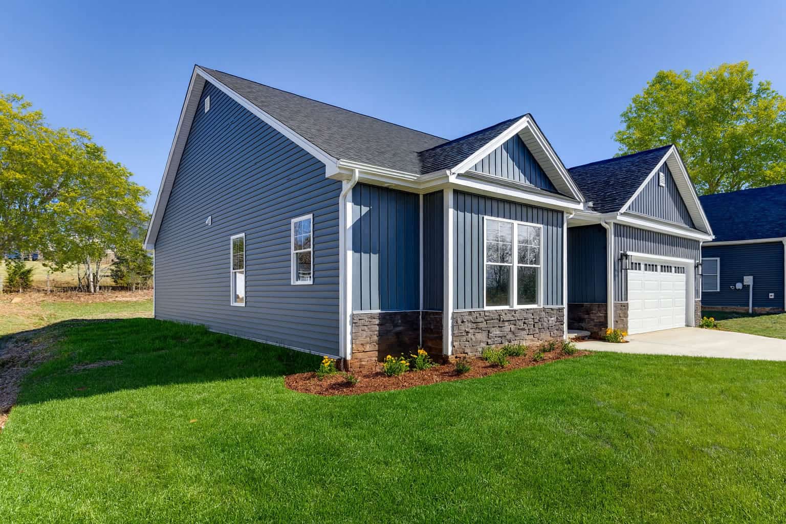 Side View of this 3-Bedroom,1603 Sq Ft Plan -120-2648