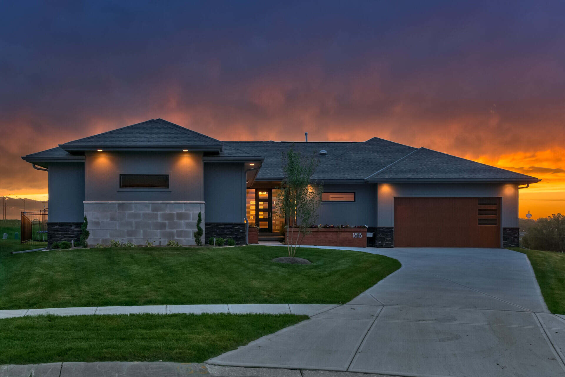 Front View of this 2-Bedroom,1835 Sq Ft Plan -120-2841