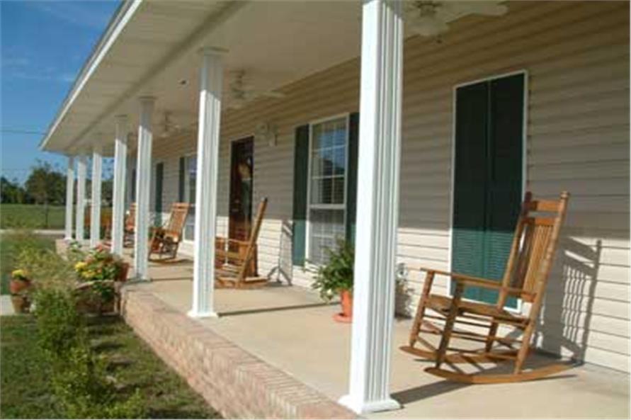 123-1039: Home Exterior Photograph-Porch